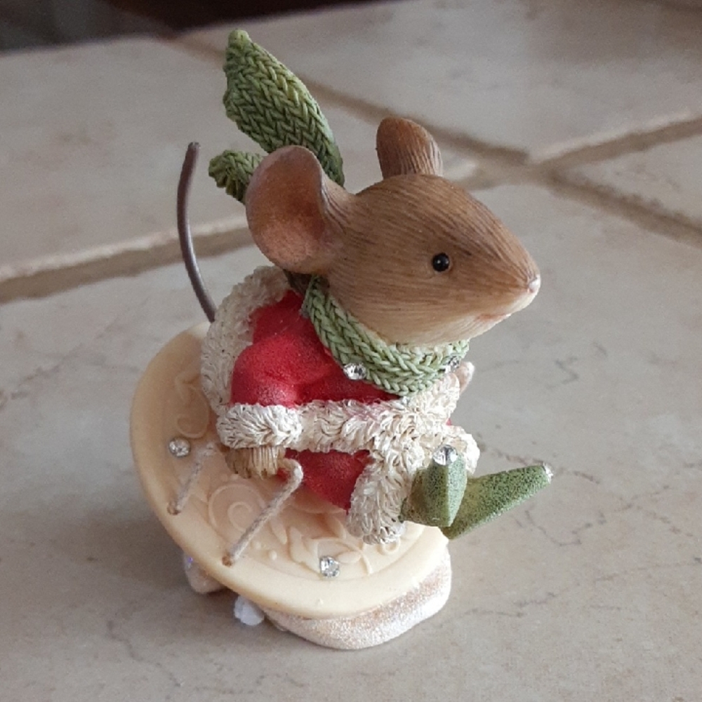 Festive Mouse Figurine in Red and Green